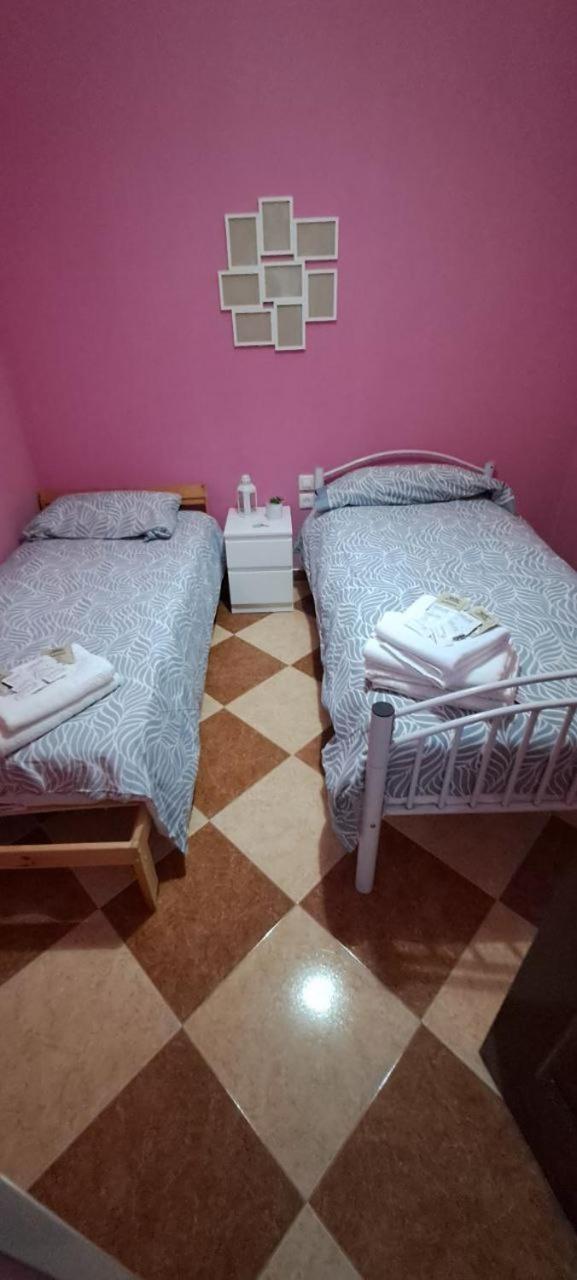 Patio Andalusi Junto A La Vina Lejlighed Cádiz Eksteriør billede